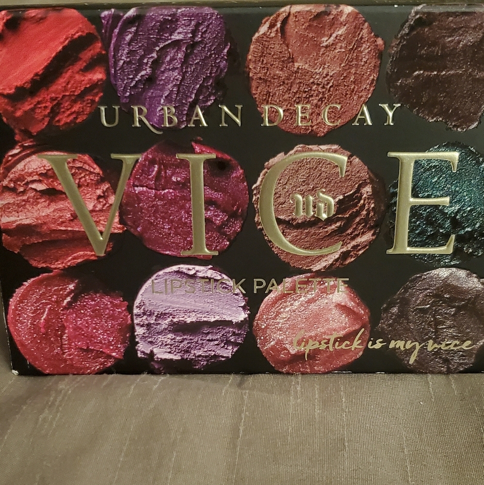 Urban Decay Junkie Vice Lipstick Palette